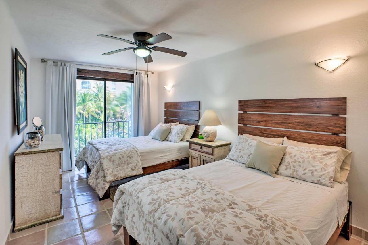 Updated Oceanside Townhome With Pool Walk To Beach! Cancún Kültér fotó